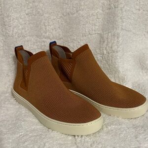 Rothy's Tan Slip-On Chelsea Boots